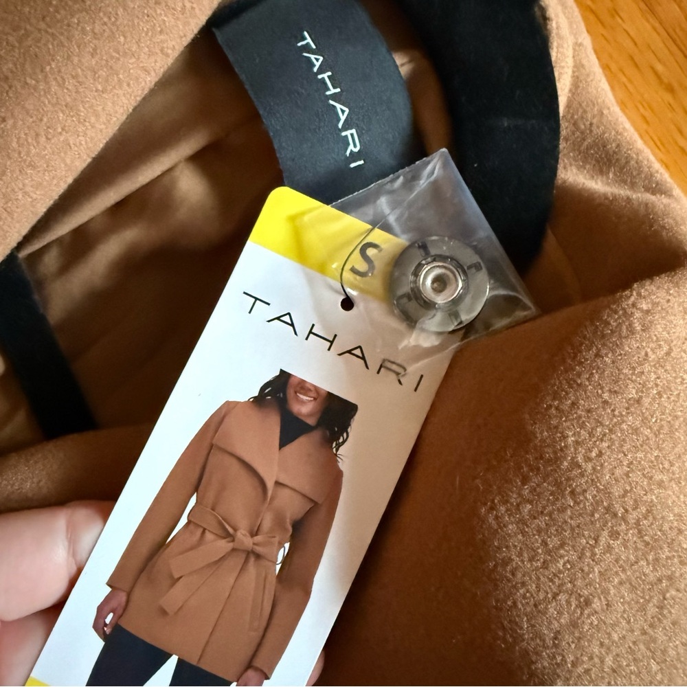 NWT Tahari Tan Camel Wide Collar Shawl Tie Belt Pea Wrap Coat Jacket Faux Wool S - Picture 11 of 15